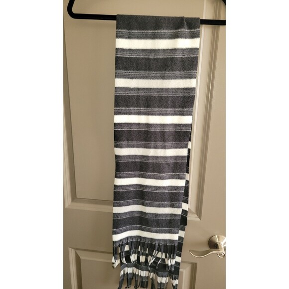 Old Navy Striped Fringed Fleece Rectangle Scarf Black Gray White O/S 60"x9.75" - Picture 2 of 4